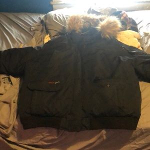 A Canada goose coat brand new very warm